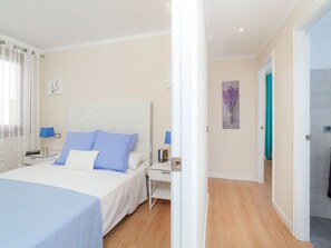 Bedroom - Wohnung in Cala Millor Los Rosales by Interhome (Cala Millor)