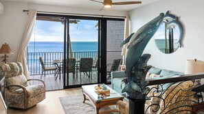 Smart TV - New Listing! Stunning Oceanfront Sunsets (Lahaina)