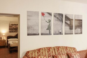 Interior - Sweet House In Pepi Street (Florence)