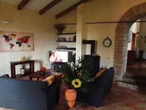 TV, fireplace, DVD player - Ca Piero by Interhome (Urbino)