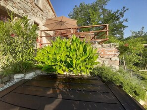 Exterior detail - Landhaus mit einer atemberaubenden Aussicht, by Interhome (Urbino)