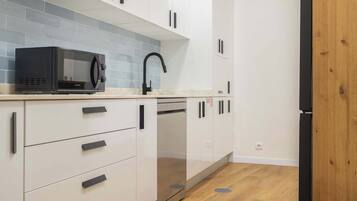 House | 4 bedrooms, Internet