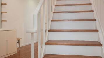 House | 4 bedrooms, Internet