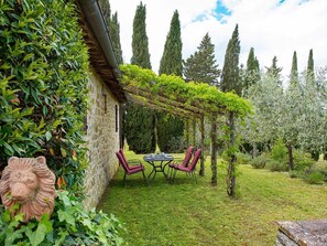 Outdoor dining - Best of Tuscany by Interhome (Castelnuovo Berardenga)