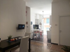 Dining - Cavallotti 7 von Holiday World by Interhome (Genova)