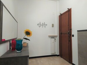 Interior - für 4 Personen ca. 65 m² in Genua, Norditalien (Ligurien) by Interhome (Genova)
