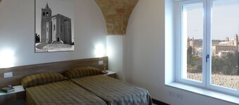 Residenz Borgo Offida mit großem Garten by Interhome