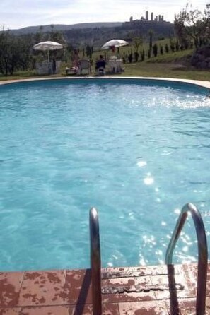 Pool - Schönes Ferienhaus Rosanna by Interhome (San Gimignano)