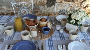 Dining - Villa 'Monticello' mit eigenem Pool by Interhome (Bagni di Lucca)