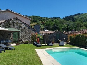 Pool - Villa 'Monticello' mit eigenem Pool by Interhome (Bagni di Lucca)