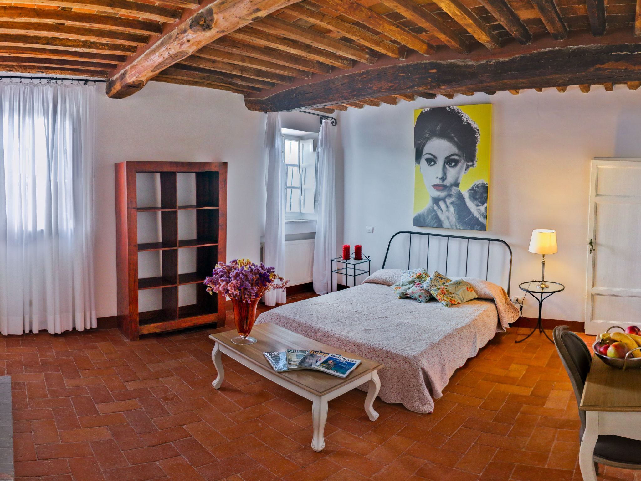 7 Schlafzimmer, Internetzugang