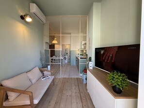 TV - Haus FaroRosmarino von Holiday World by Interhome (Chiavari)