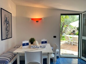 Dining - Gemütliche, helle Ferienwohnung Leda by Interhome (Genova)