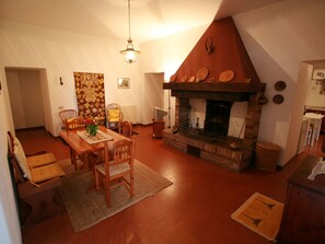 Interior - La Terrazza by Interhome (Castelfalfi)