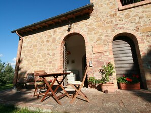 Outdoor dining - Il Giardino by Interhome (Castelfalfi)