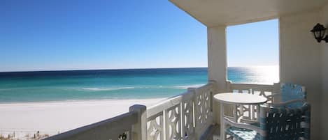 Kondominium, 2 kamar tidur | Halaman properti