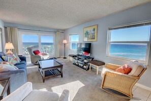 Condo, 2 Bedrooms | Living area - 459 El Matador 2 Bedroom Condo (Fort Walton Beach)
