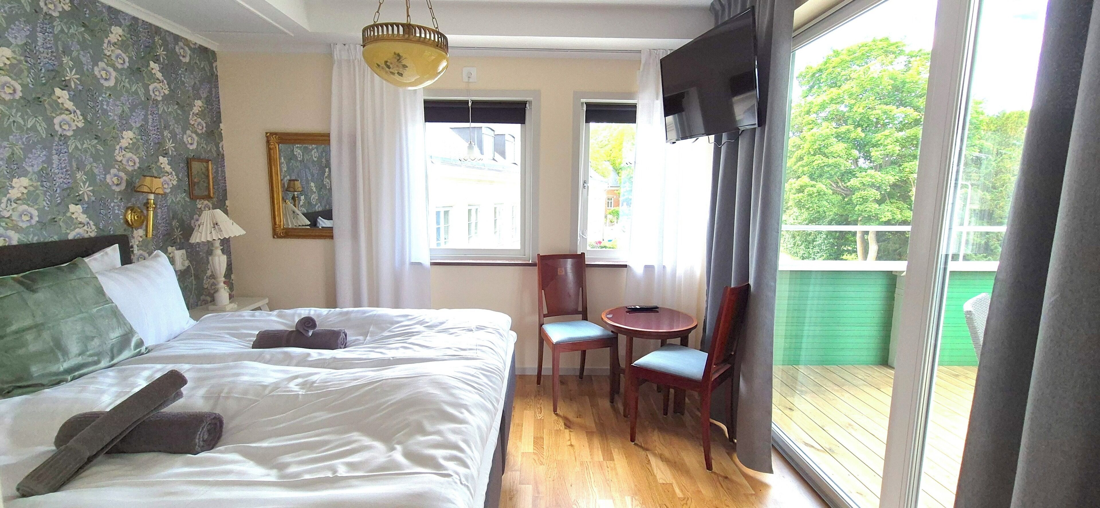 Classic Double Room, Park View | Premium bedding, desk, free WiFi, bed sheets