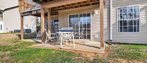 Apartamento, 2 habitaciones | Restaurante al aire libre