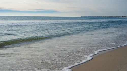 Dauphin Luv - Beach Club #201 4 Bedroom Condo