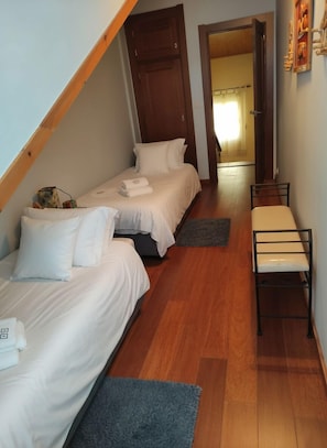WiFi, bed sheets - Casa Amplia en Sierra Nevada 8 Pax  (Sierra Nevada)