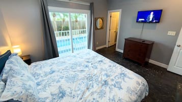 Apartment, 2 Bedrooms | 2 bedrooms, iron/ironing board, free WiFi