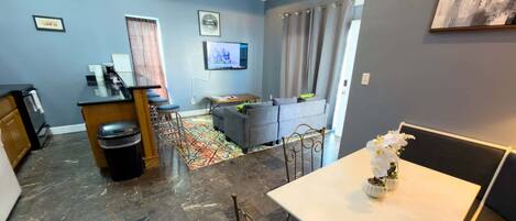 Apartment, 2 Bedrooms | Interior