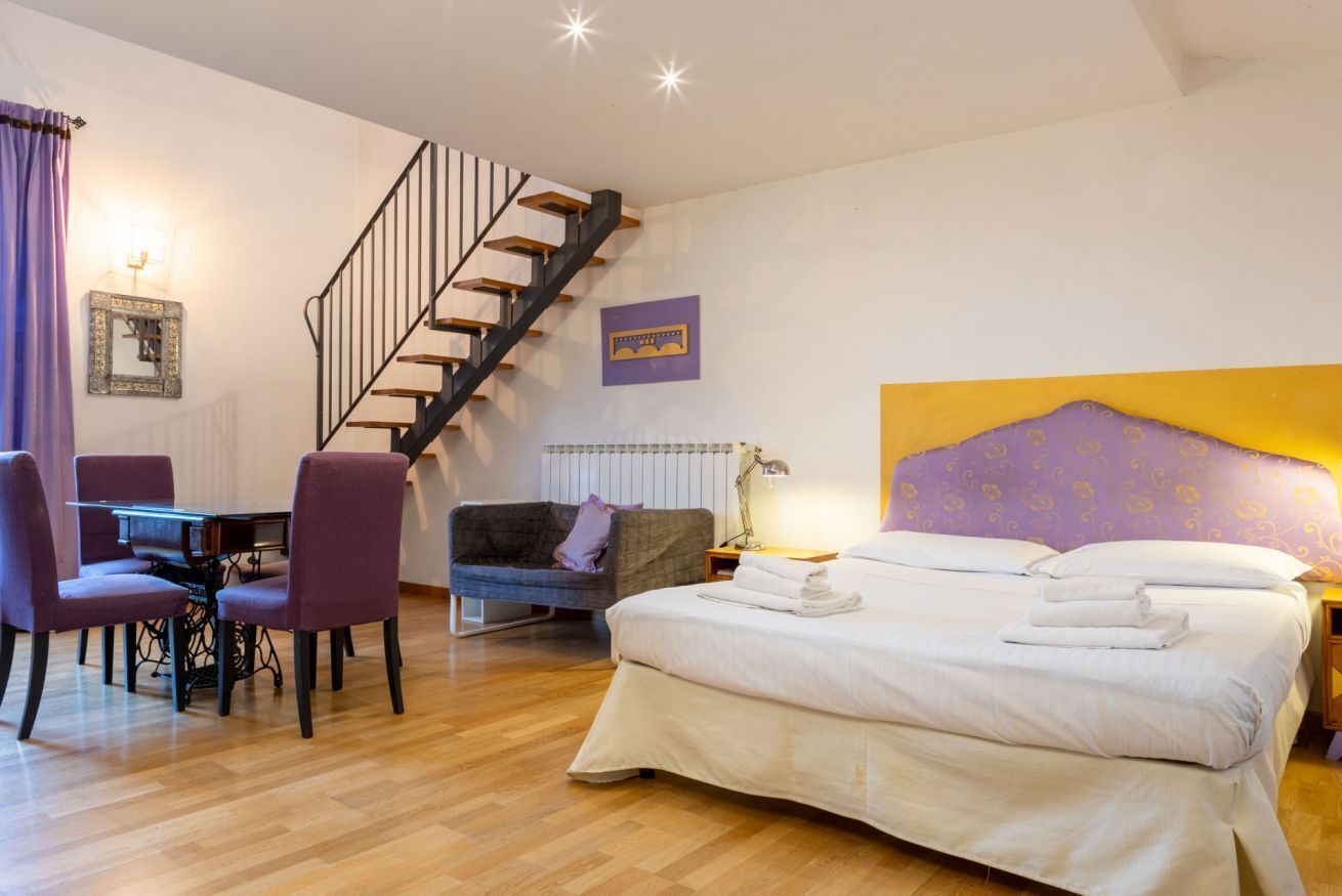 Tabla de planchar con plancha 