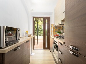 Unclassified image, 4 of 29, button - Apartment  by Interhome (Florence)