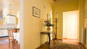 Unclassified image, 2 of 16, button - Wohnung 'San Firenze' mit Waschmaschine by Interhome (Florence)