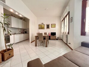 Living area - Federighi Loft mit Aufzug by Interhome (Florence)