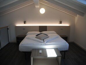 2 bedrooms, Internet - mit Balkon by Interhome (Brenzone)