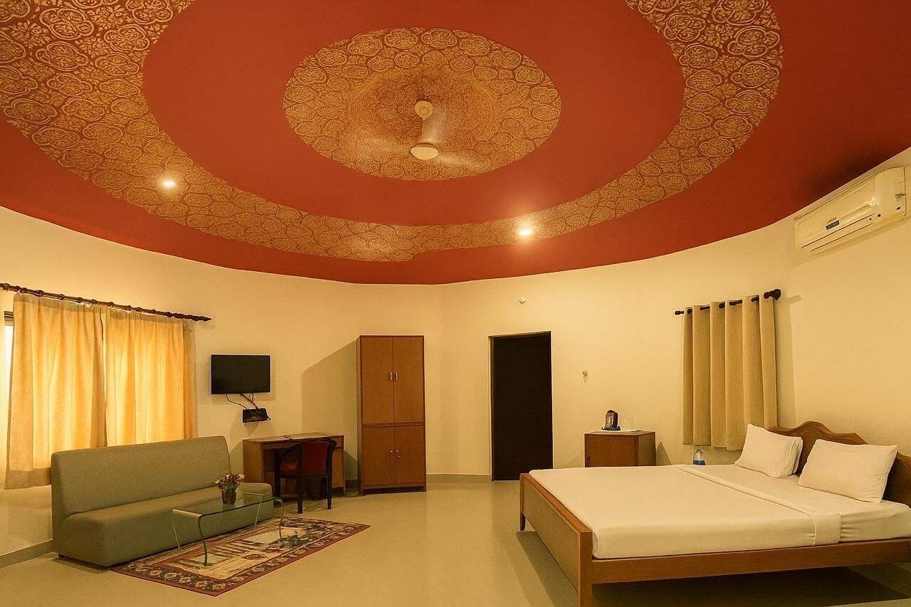 Vintage Room | Free WiFi, bed sheets