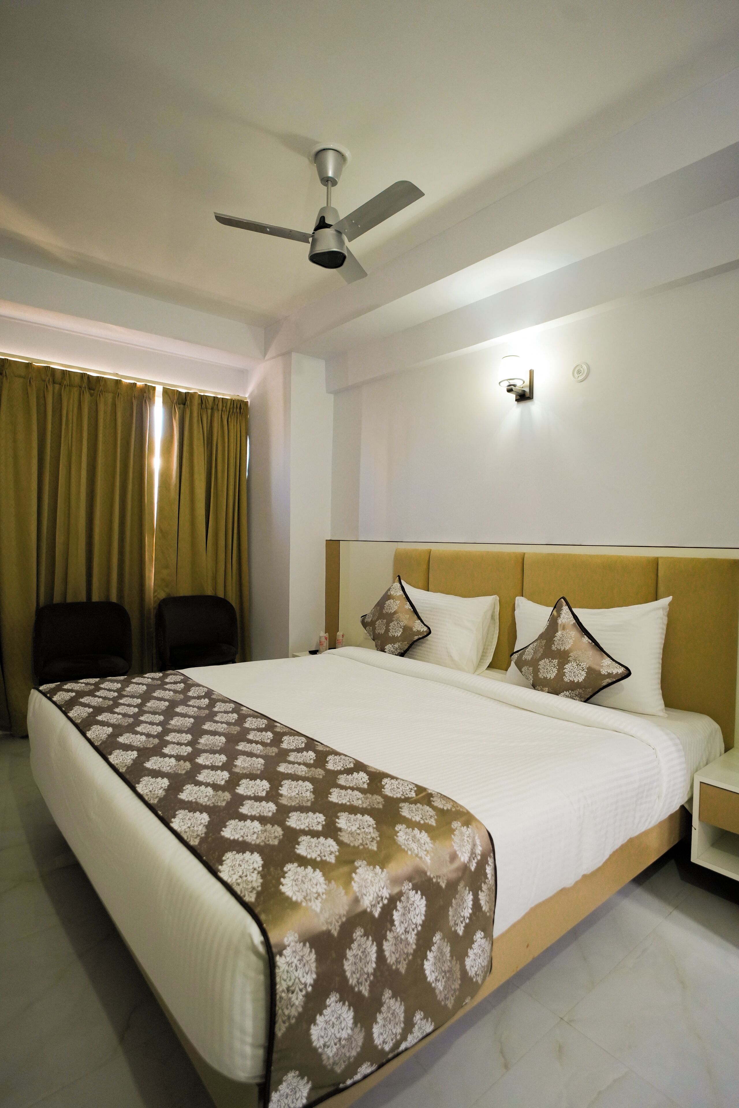 Deluxe Room | Free WiFi, bed sheets