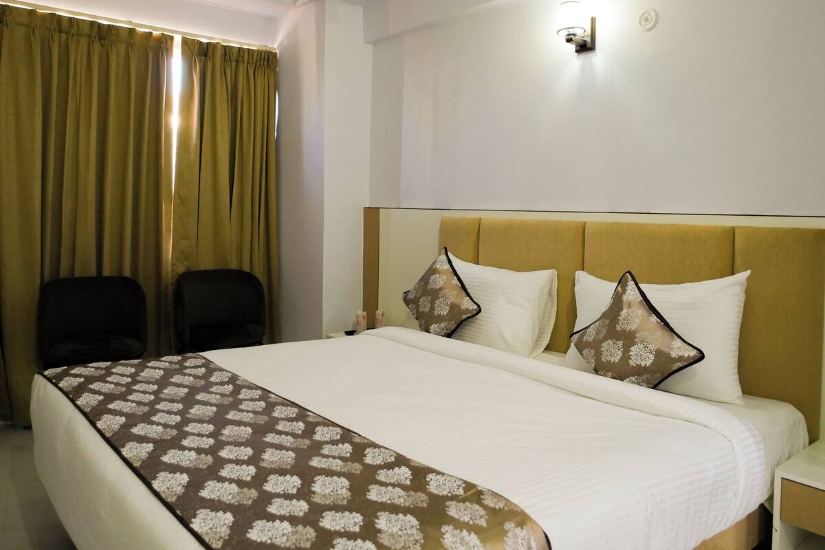 Deluxe Room | Free WiFi, bed sheets