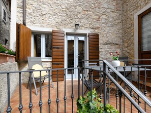 Outdoor dining - Wohnung Fico by Interhome (Manerba)