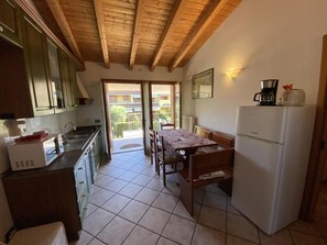 Fridge, microwave, oven, dishwasher - FeWo C-46 by Interhome (Colà)