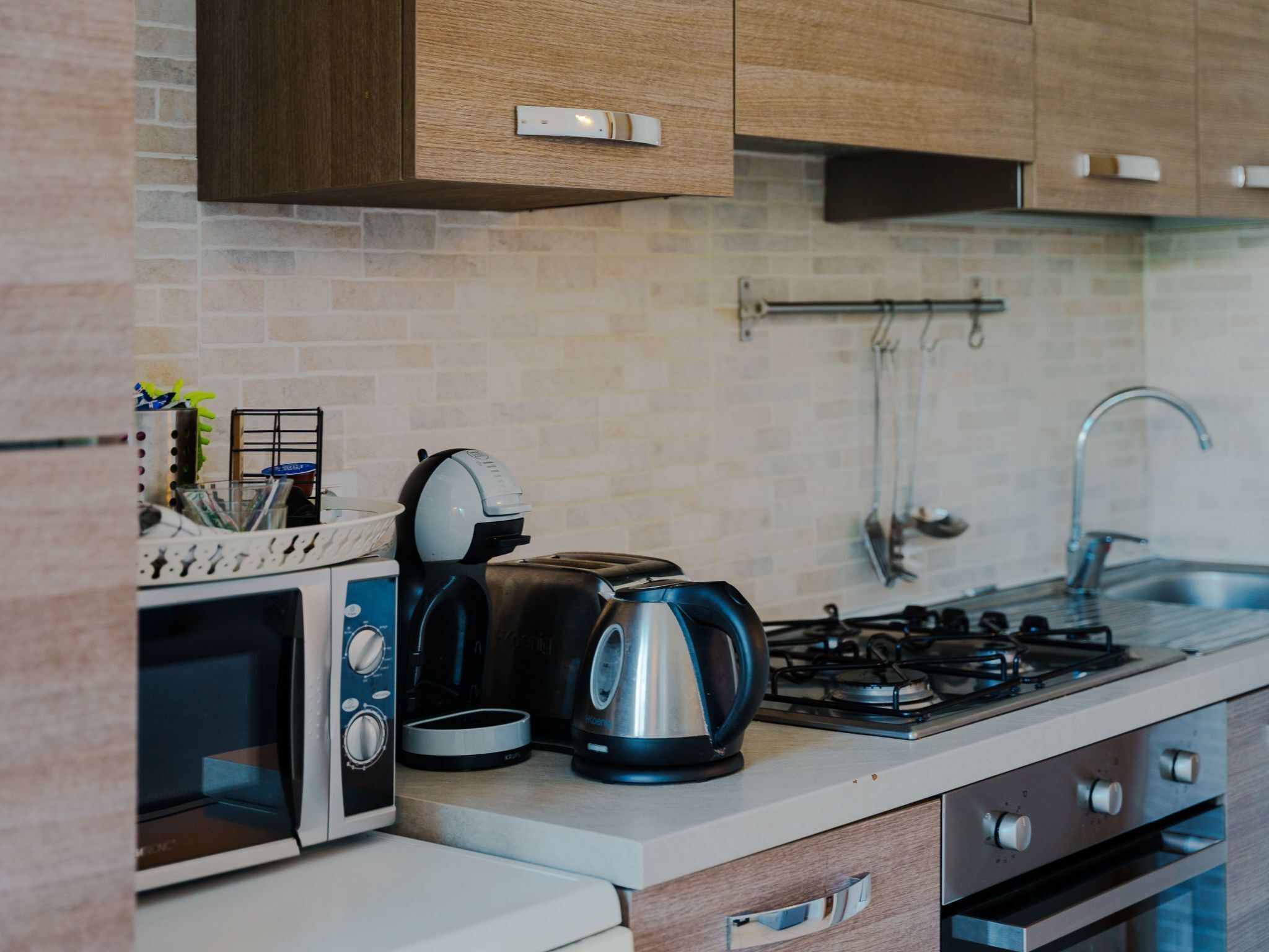 Réfrigérateur, micro-ondes, four, lave-vaisselle