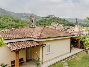 Exterior - Villa in Borgomaro mit privatem Parkplatz by Interhome (Borgomaro)