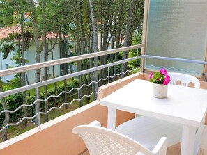 Outdoor dining - 'Boschetto B2 by Interhome (Bibione)