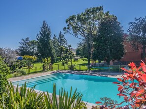 Pool - Wohnung Dependance mit Gemeinschaftspool by Interhome (Manerba)