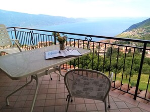 Outdoor dining - Wohnung im ersten Stock, für 4 Personen by Interhome (Manerba)