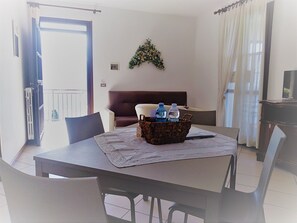 Dining - Wohnung im ersten Stock, für 4 Personen by Interhome (Manerba)