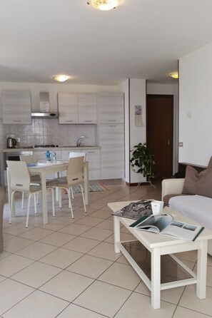 Interior - Wohnung 'Stella del Garda' by Interhome (Manerba)