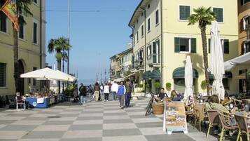 Ristorazione all'aperto