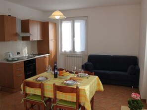 Interior - Wohnung in Domaso mit privatem Parkplatz by Interhome (Domaso)