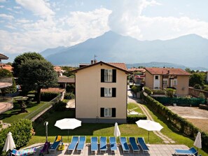 Terrace - Wohnung in Domaso mit privatem Parkplatz by Interhome (Domaso)