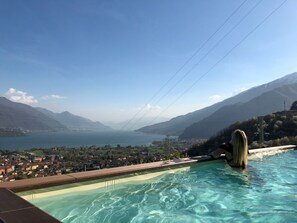 Pool - 'Casa Domenica' mit Blick aufs Wasser by Interhome (Gravedona)