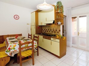 Dining - 'Lero' mit Terrasse by Interhome (Bibione)