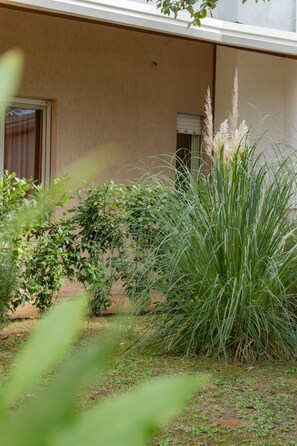 Exterior detail - "Ollimpia 82" by Interhome (Bibione)